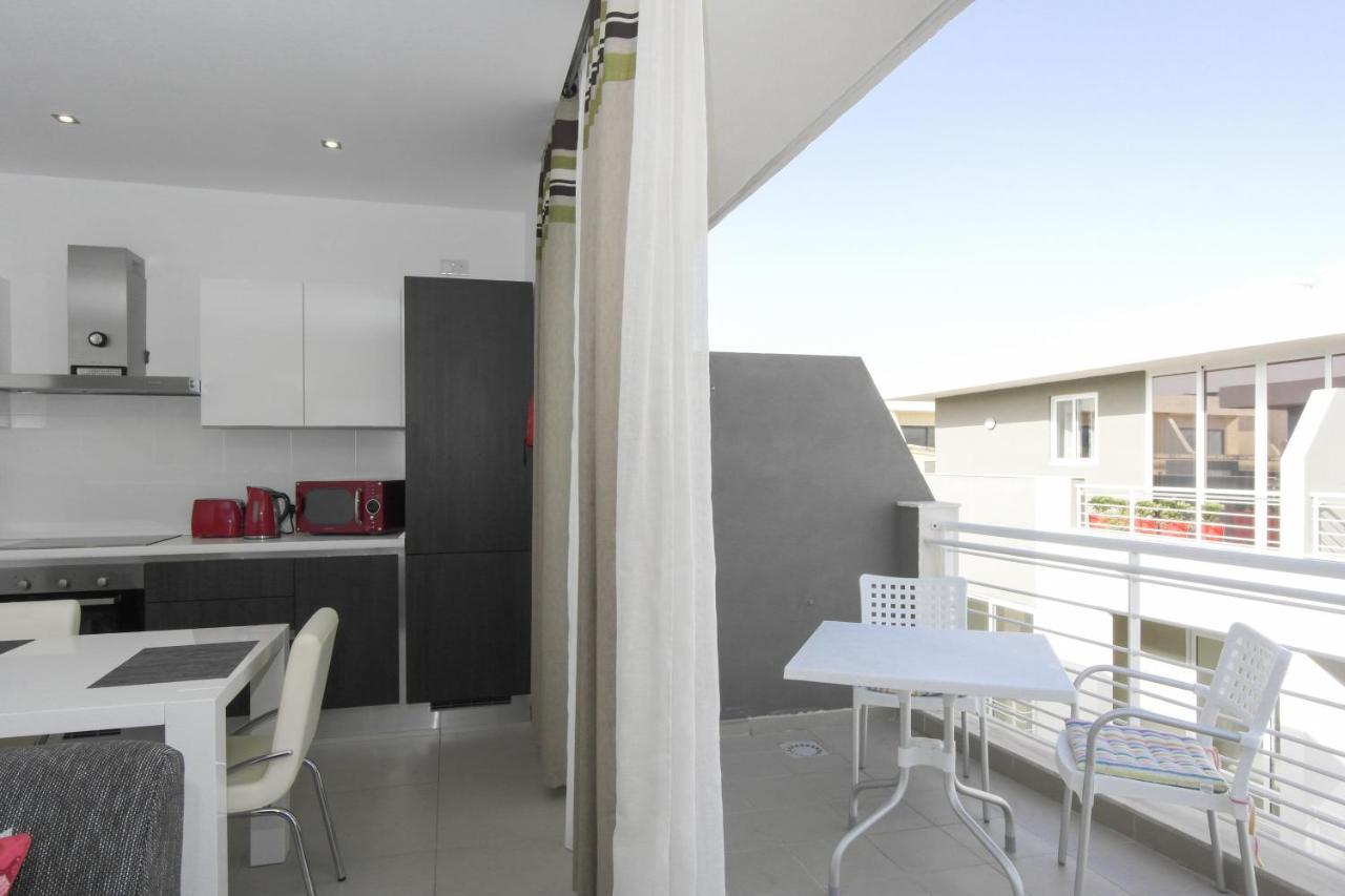 Modern Luxury Penthouse In Perfect Sliema Location Apartman Kültér fotó