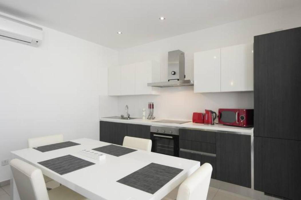 Modern Luxury Penthouse In Perfect Sliema Location Apartman Kültér fotó